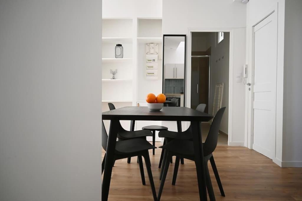 Magnifique Appartement T4, Plage Des Catalans มาร์กเซย ภายนอก รูปภาพ