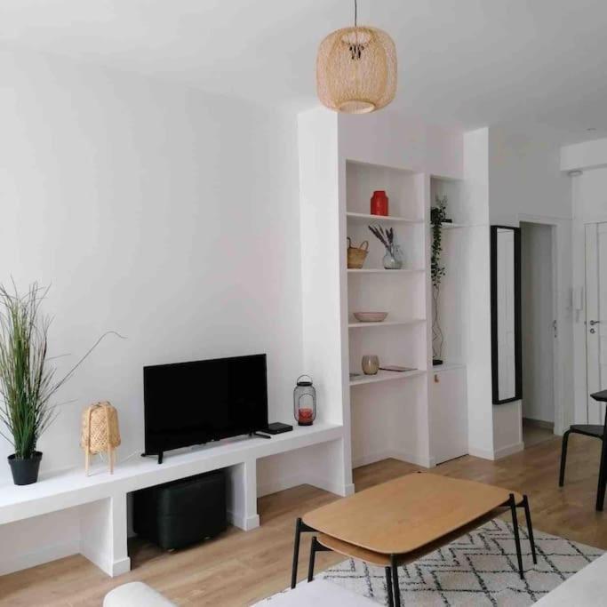 Magnifique Appartement T4, Plage Des Catalans มาร์กเซย ภายนอก รูปภาพ